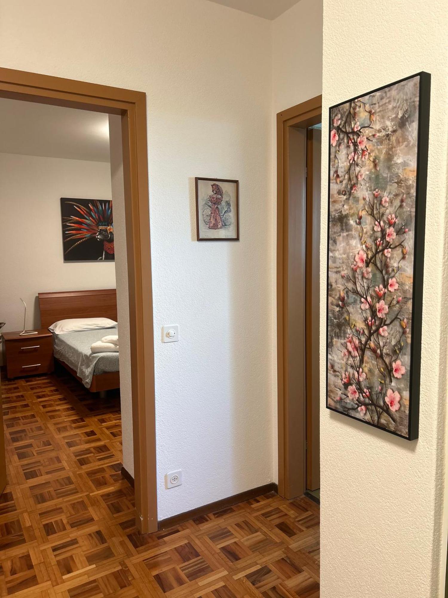 Melide Lake Apartment Apartamento *